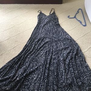 Abercrombie women maxi dress M